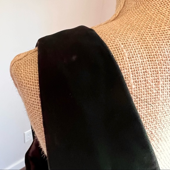 Vintage Emerald Green Velvet & Beaded Floor Length Dress - Picture 12 of 14